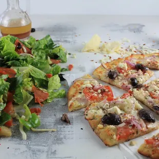 Greek Pizza with Valeo&apos;s Salad