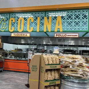 Vallarta_Supermarkets_Carson_CA_La_Cocina