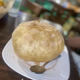 Sopapilla.