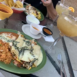 Enchiladas Rancheras, Burrito Ranchero and TEXAS margarita!!