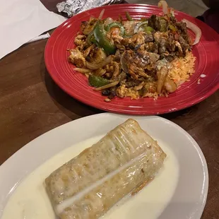 Chicken chimichanga á la carta , and a pallea Mexicana