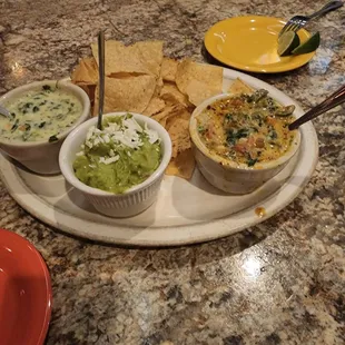 Dip trio