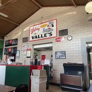 Same old thing.  Year after year.  This place is a Memphis classic.