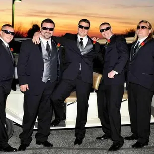 Valle Vista is the only Indianapolis area wedding ceremony venue that provides custom built golf limos for the grooms grand e...