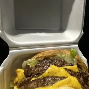 Triple Cheeseburger