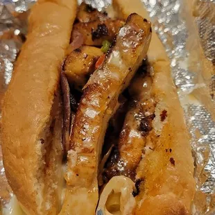 Chicken Philly never disappoints. Cheesy, big pieces of chicken and soft bread. Delish.