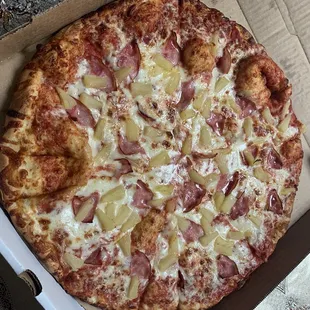 Large Hawaiian Pizza