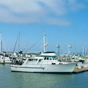 Love walking along the waterfront looking at the boats