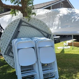 Baby shower tables and chairs drop off in Goshen.