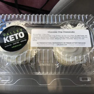 Chocolate chip cheesecakes