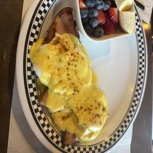 Classic egg Benedict