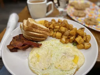 TJ's Restaurant & Lounge