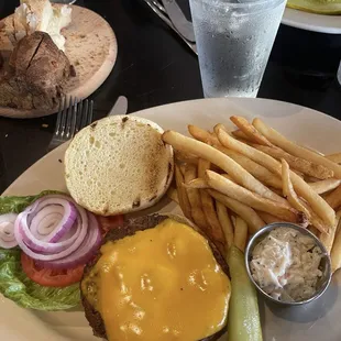 Classic Cheeseburger