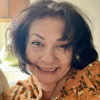 Laura G.