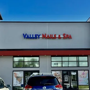 Valley Nails & Spa