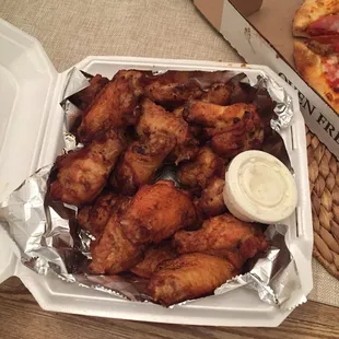 chicken, chicken wings and fried chicken, bbq chicken, bbq wings, poultry, chicken wings, food, fried chicken wings, fried chicken