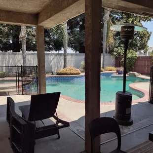 Nice opening! It opens up like a double sliding glass door, giving you 18' openings.