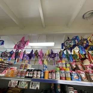 Lots and lotsa piñatas!