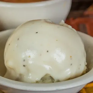 Hand Smashed Potatoes W/ Cream Gravy