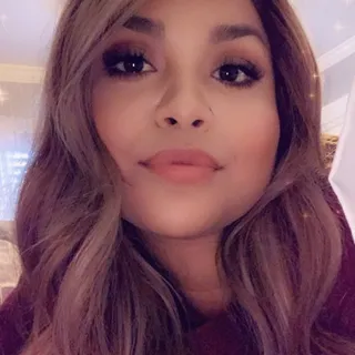 Mandy R.