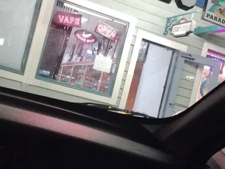 Smokers Paradise