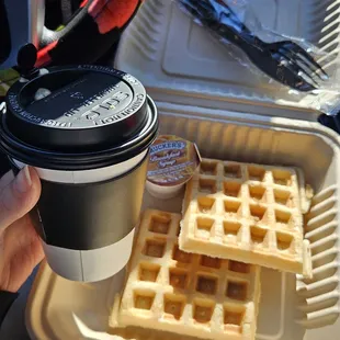 I got a lovely hazelnut &amp; almond milk latte with waffles &amp; syrup. ^__^