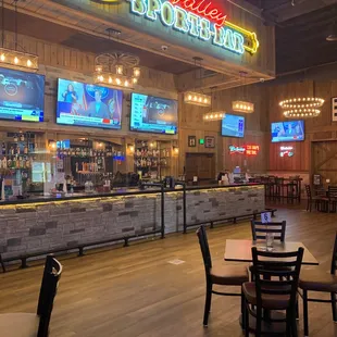 the bar and dining area