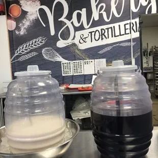Agua de Horchata y Janaica