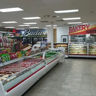 VALLEY SUPERMARKET