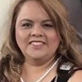 Isela B.
