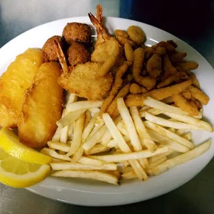 Seafood Supper  $10