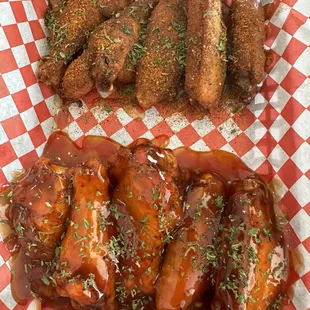 Traditional Wings, Flavors - Cajun &amp; Sriracha Honey