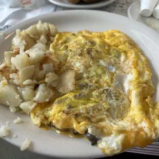 Home Fries and cheese and mushroom omelet
