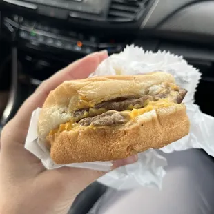 Double cheeseburger