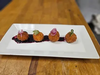 HB Kosher Pizza & Cafe