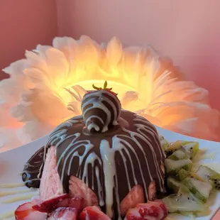 Elly's Strawberry Fantasy. It's a strawberry snow with strawberries, kiwis, and white chocolate!