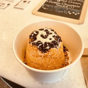 Snow Thaiger with added mango boba ((hiding behind the dessert))