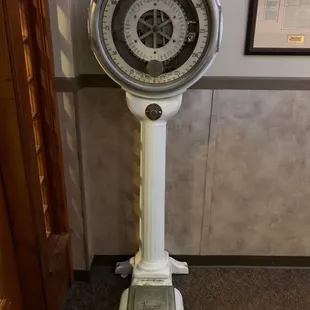 Weigh in before and after you eat? Lol