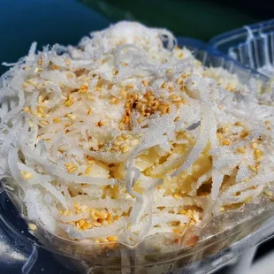 Xoi san- cassava sticky rice with shredded coconut