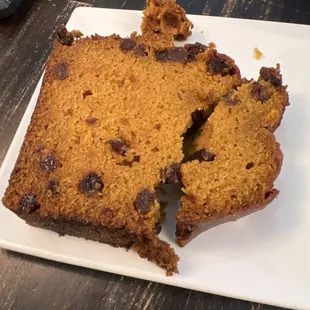 Pumpkin raisin bread