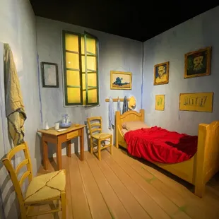 Van Gogh: The Immersive Experience