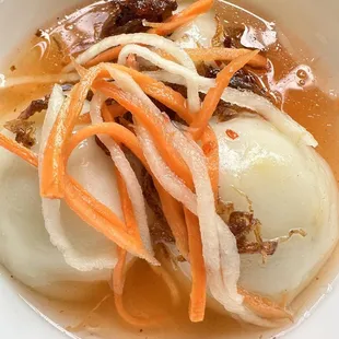 Delicious Bánh Ít Trần/A5. Dumplings (mung beans)