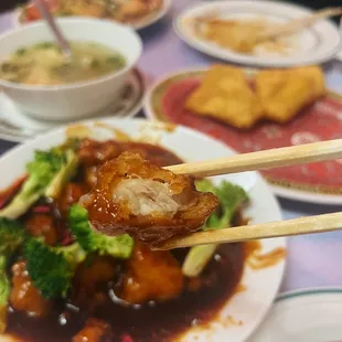 Van Phat Chinese Restaurant