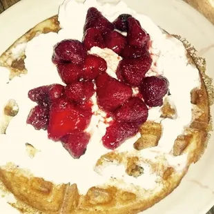 Waffle with Strawberries and Cream