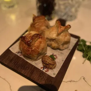 Mini Beef Wellingtons