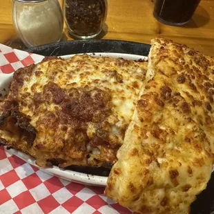 Lasagna and Cheese bread