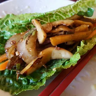 Maple Leaf Duck Confit Lettuce Wraps