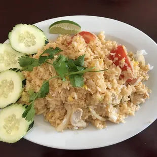 Thai fried rice with chicken