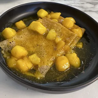 Mango crepes