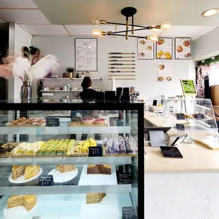 Quaint location that's bigger than it appears. Lits of seating in the side &amp; back